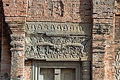 Bakong temple - lintel of the ancillary tower.